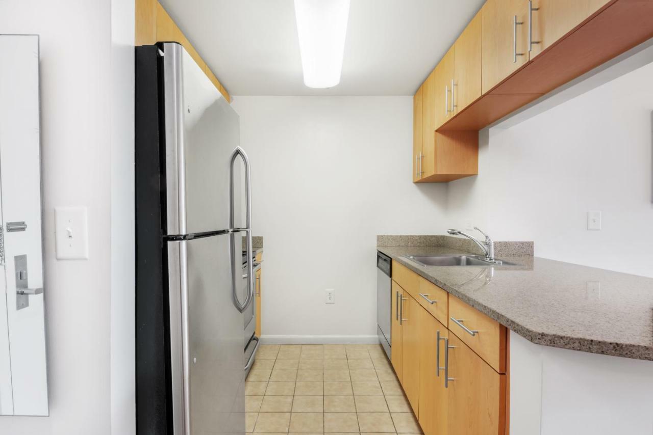 Furnished Quarters At Grove Pointe Lägenhet Jersey City Exteriör bild